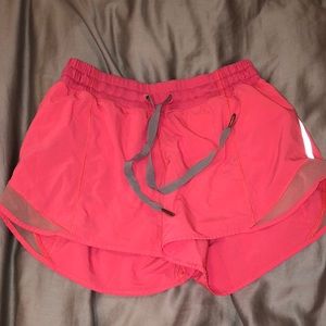 RARE lululemon hotty hots!!